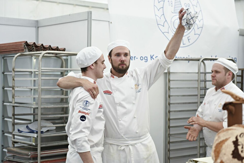 Bakerne tok en flott 2. plass i Nordic 2016 og vant beste søtbakst. F.v: Nikolai Meling, Erlend Løken Volden og Ivar Bakke