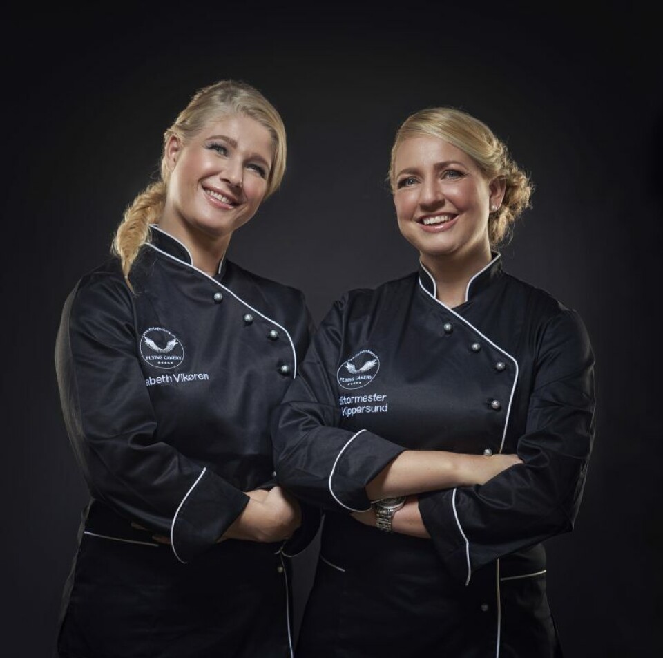 Utfyller hverandre godt: Elisabeth har hovedansvaret for det administrative i bedriften, mens Kate er den konditorfaglige eksperten. Foto: Magnus Wanvik Utfyller hverandre godt: Elisabeth har hovedansvaret for det administrative i bedriften, mens Kate er den konditorfaglige eksperten. Foto: Magnus Wanvik