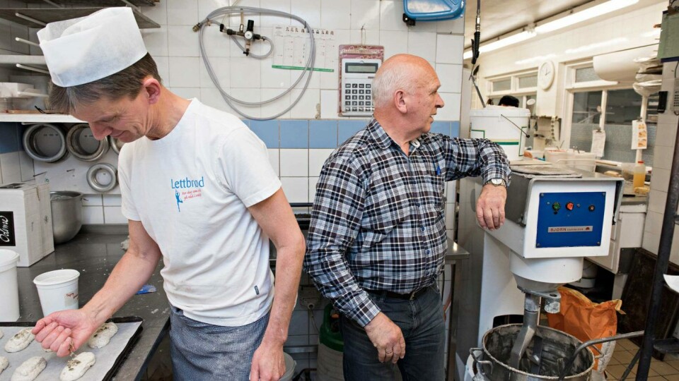 Møter sommeren med ny uteservering halvorsen-konditori-1-foto-vest-vind-media