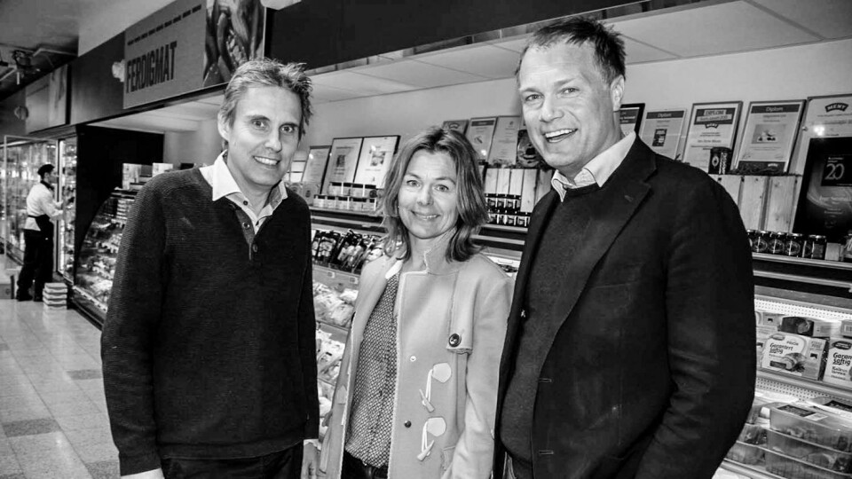 Johan Lanestrand (fra venstre) i Q/Kavli, Anne-Grete Haugen i Matvett og Jørgen Eskeland i Asko og leder av STAND (Standardiseringsutvalget for norsk dagligvarebransje).