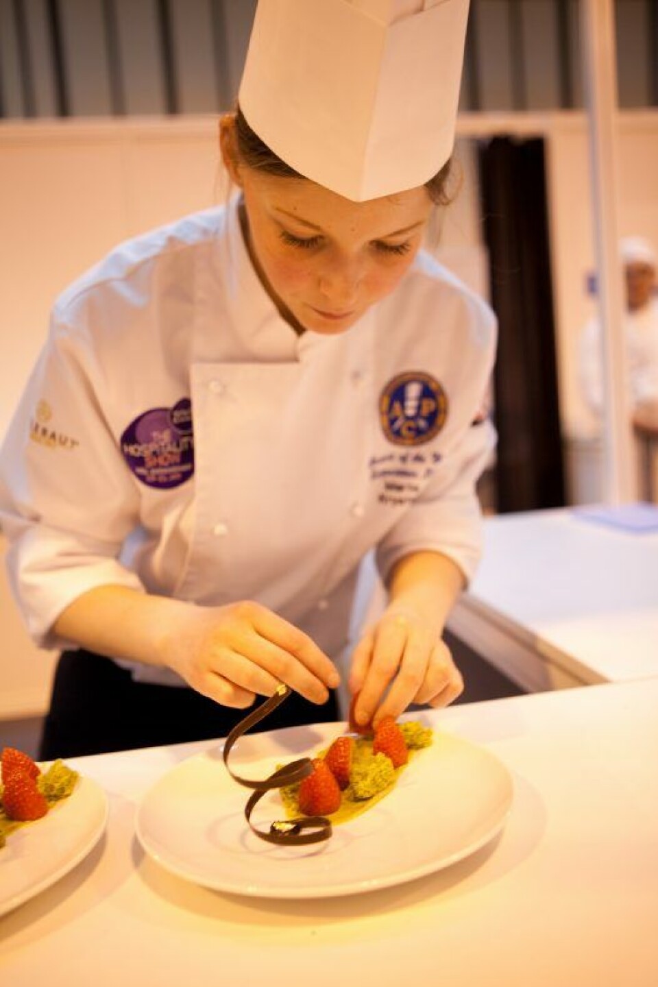 Marte Krystad imponerte med en fin fjerdeplass i konkurransen Scandinavian Chocolate Masters i fjor vår. Marte Krystad imponerte med en fin fjerdeplass i konkurransen Scandinavian Chocolate Masters i fjor vår.