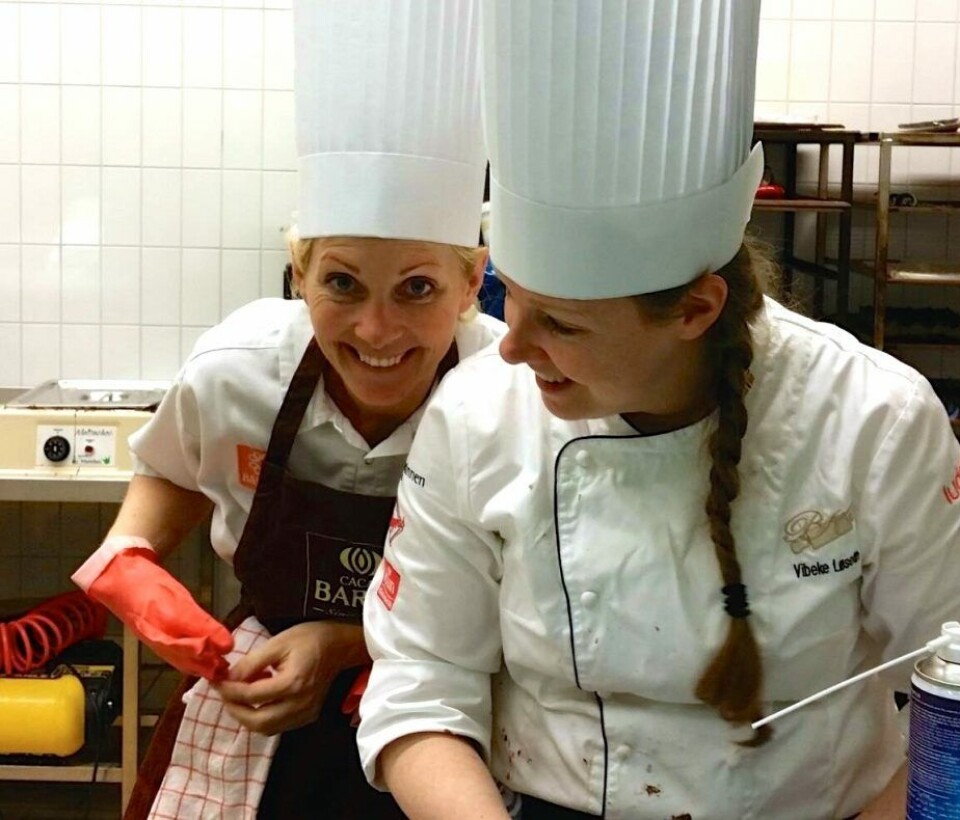 Vibeke Løseth og Monica Smehagen Enebakk på trening.