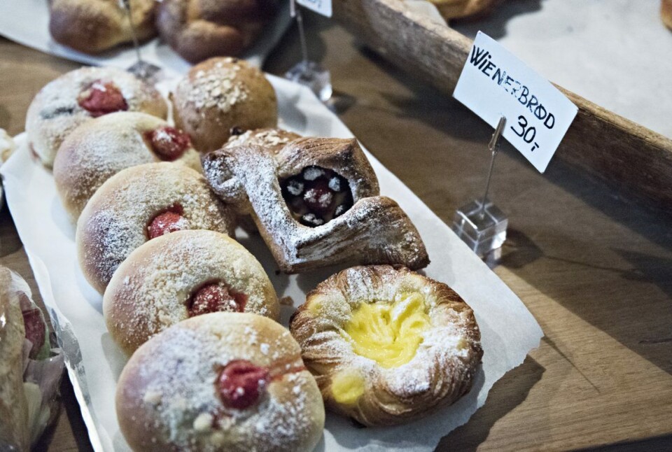 I bakeriet selges det også søtbakst, lunsjretter og øl.