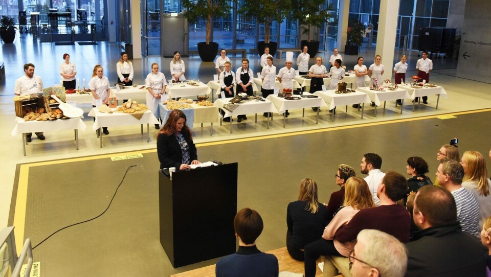 Imponerende deltakelse og ikke minst resultater i Rogalandsmesterskapet 2018. Presentasjonene overgår mange fagfolk som har jobbet i bransjen i mange år, sa hoveddommer Knut Harald Sørdal. Imponerende deltakelse og ikke minst resultater i Rogalandsmesterskapet 2018. Presentasjonene overgår mange fagfolk som har jobbet i bransjen i mange år, sa hoveddommer Knut Harald Sørdal.
