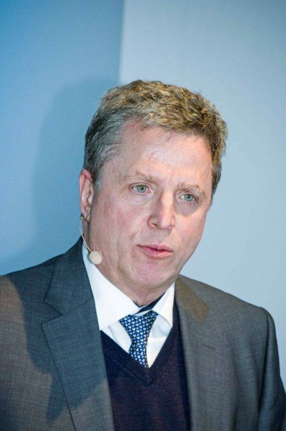Mitsubishis Manfred Hilger forteller hvordan resultatet ble bedre og produksjonen økte med 40% da robotene tok over cookie-dekoreringen. Mitsubishis Manfred Hilger forteller hvordan resultatet ble bedre og produksjonen økte med 40% da robotene tok over cookie-dekoreringen.