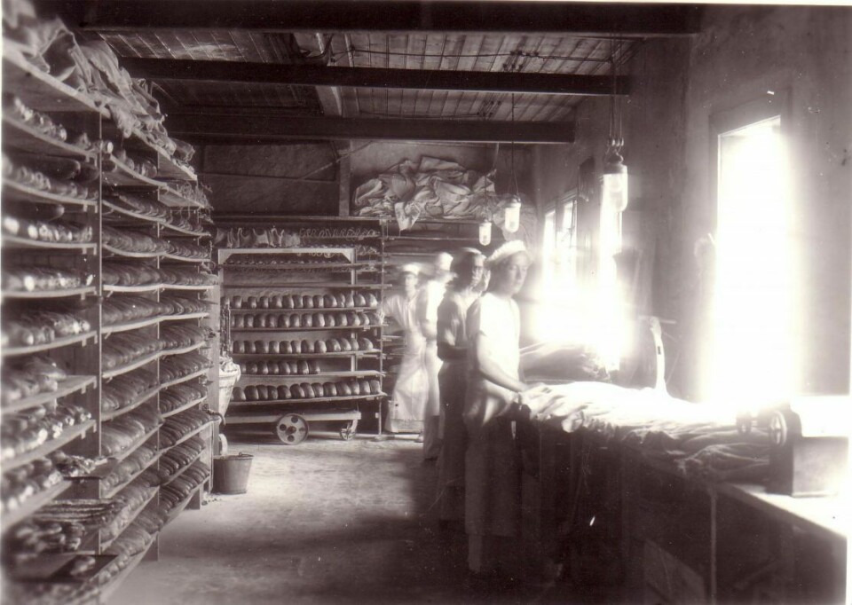 Leirvik Dampbakeri & Konditori har levert brød og bakervarer til folket på Stord siden 1924.