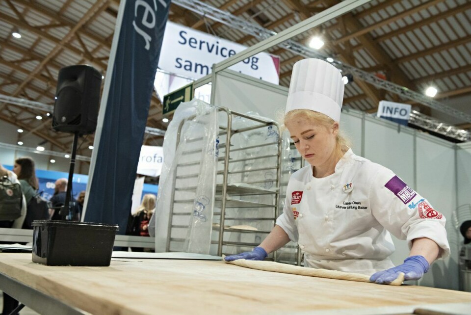 Cathrine Olsen (Fardal bakeri og konditori) er med i konkurransen. Hun er også rekrutt på Landslaget.