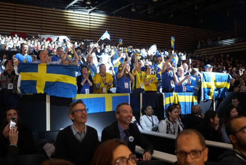 Mange svensker var på plass i Lyon for å heie frem konditorlandslaget i VM-finalen. Foto: Sirha Mange svensker var på plass i Lyon for å heie frem konditorlandslaget i VM-finalen. Foto: Sirha