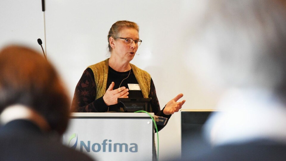 Kristin Swärd er lidenskapelig opptatt av lokal kornproduksjon og ønsker seg flere kyndige bakere som kan ta i bruk korn som i dag ender som dyrefôr.