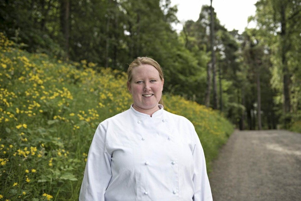 Kokk, konditor, og nå også yrkesfaglærer i restaurant- og matfag, Karina Brandslet, har skrevet en bacheloroppgave om svenneprøven i konditorfaget.