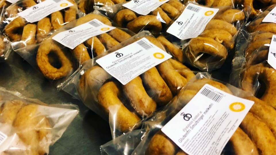 Elda Bakeri regner med å selge rundt 40 000 glutenfrie smultringer før jul i år. Produktet markedsføres under navnet Gjestalveien Conditori i dagligvarehandelen.