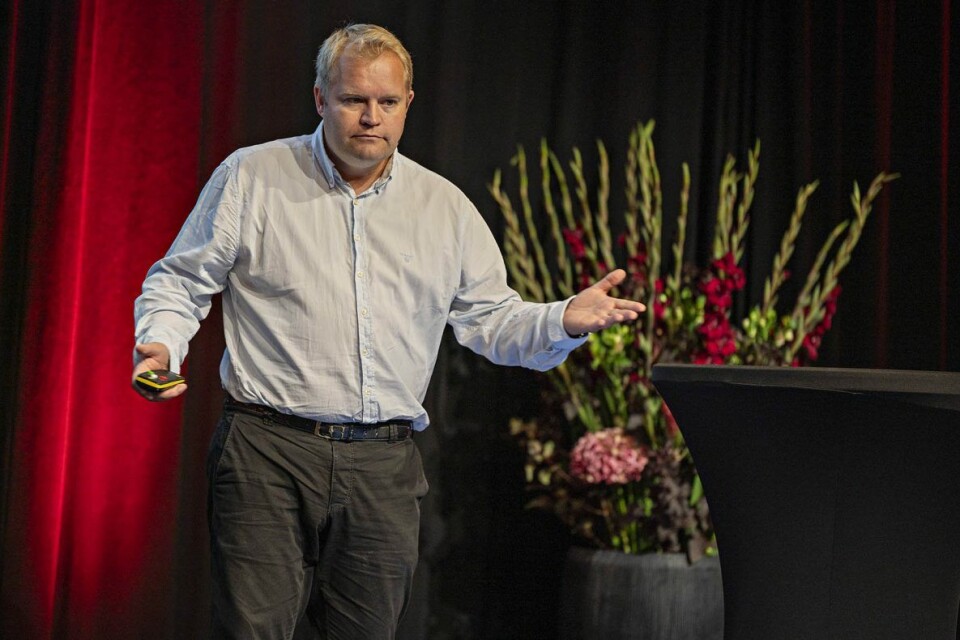 Lars Erling Olsen snakket om vanenes makt, og trakk frem seg selv som et eksempel. Han spiser kanelsnurrer med kaviar, av gammel vane.