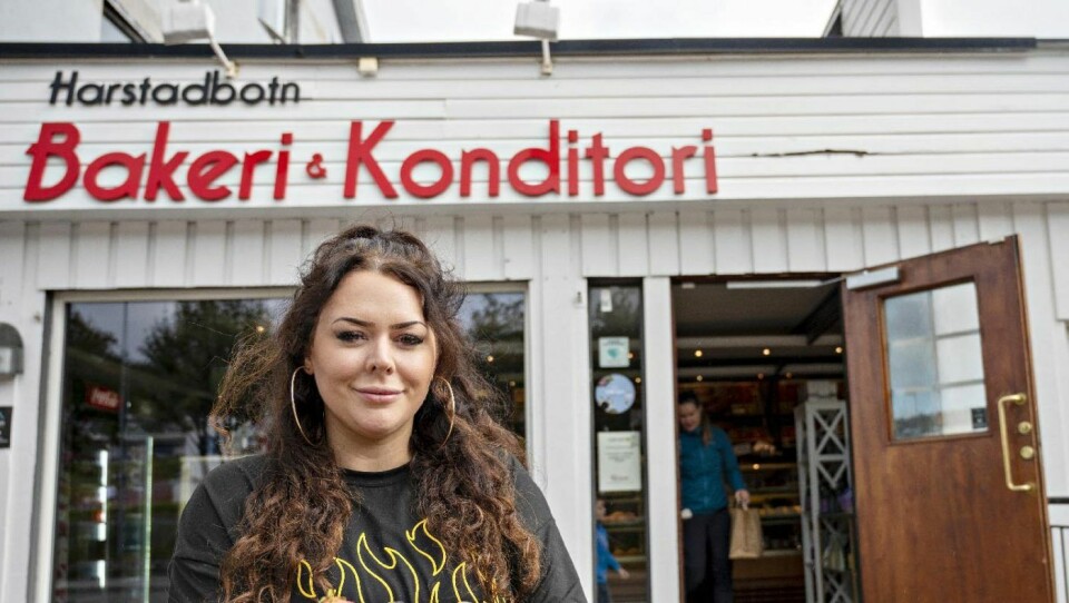 Silje Blomsø i Harstadbotn Bakeri & Konditori er mektig lei av at aktører snakker negativt om sine konkurrenter i stedet for å fremsnakke sine egne produkter.