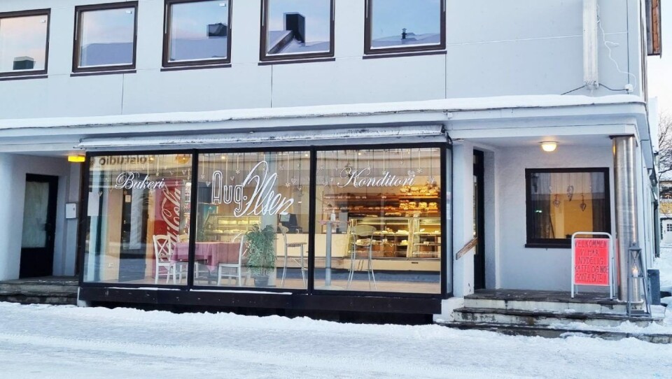 Leter etter noen til å overta