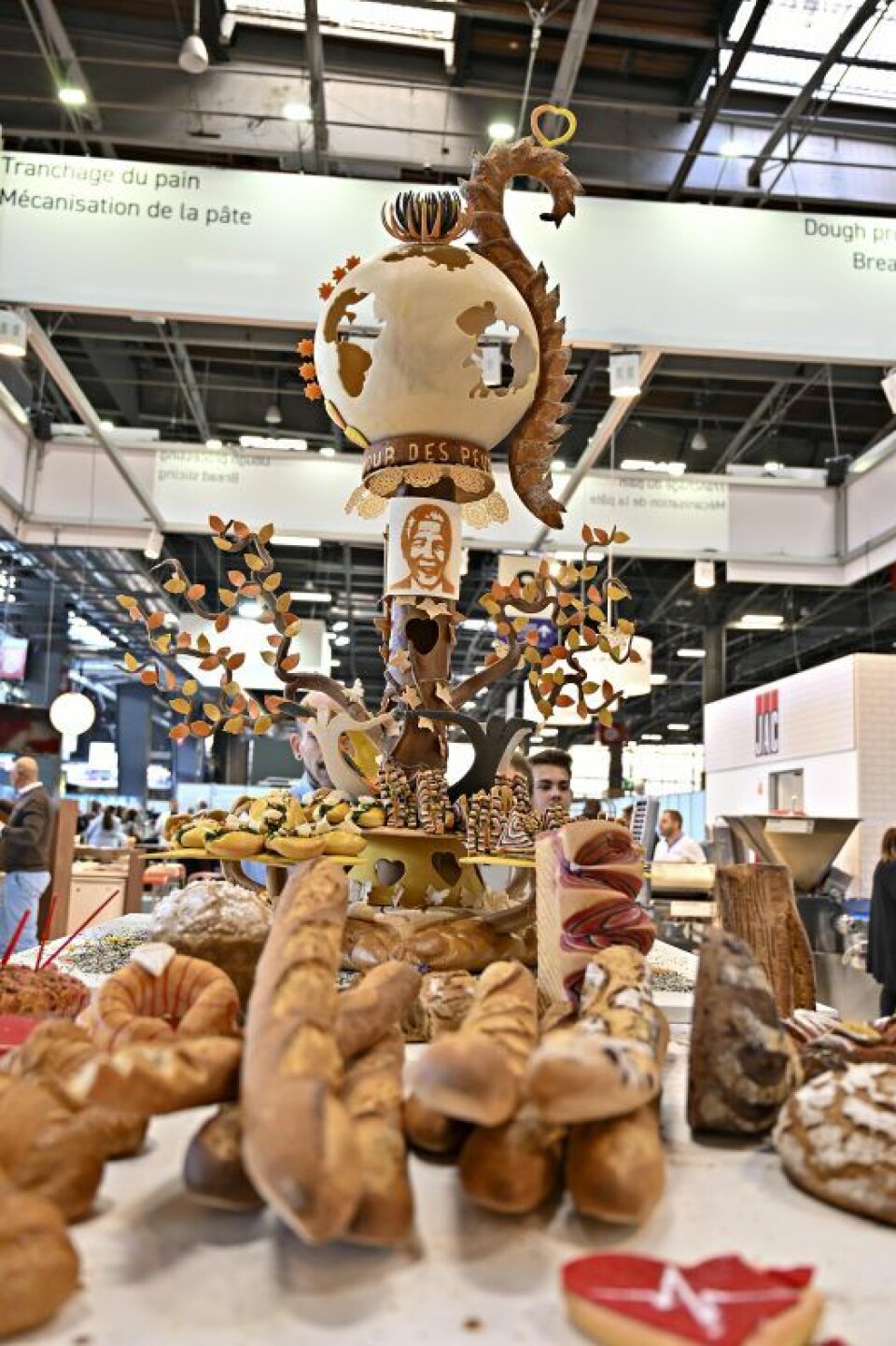 Showpiece Frankrike i Coupe du Monde de la Boulangerie 2022. Showpiece Frankrike i Coupe du Monde de la Boulangerie 2022.