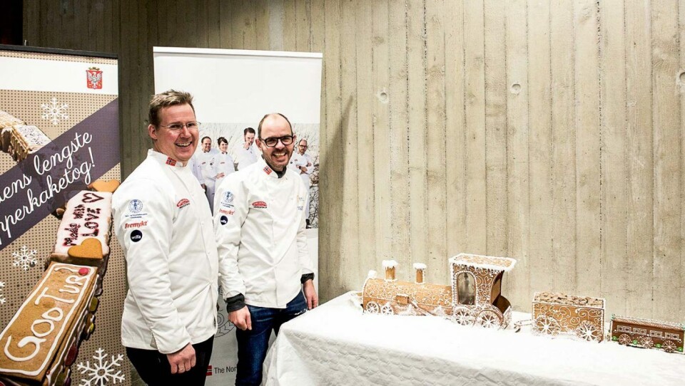 Det ble verdensrekord knuthammerenogandrelvaas_pepperkaketog