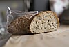 Ferske brød av gammel deig
