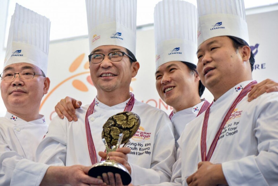 Det sørkoreanske vinnerlaget besto av Chang-Min Lee (f.v) Jong-Ho Kim og Yong-Joo Park. Det sørkoreanske vinnerlaget besto av Chang-Min Lee (f.v) Jong-Ho Kim og Yong-Joo Park.