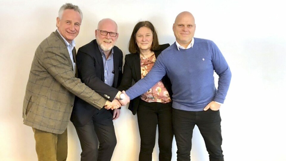 Unibak tar over agenturet på Revent i Norge. F.v: Gunnar Clifford, Unibak, Per Junesand, Revent, Marie-Louise Rydstrøm, Revent og Lloyd Kleppe, Unibak.