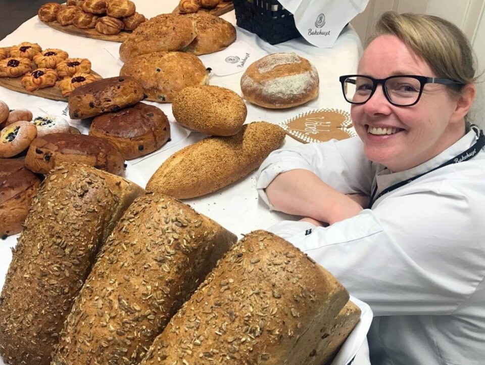 Vibeke Løseth kan nå kalle seg både baker og konditor.