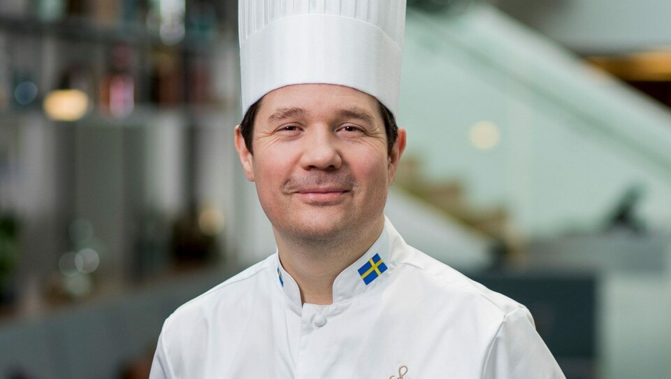 Gustaf Mabrouk har blant annet vært lagleder for det svenske konditorlandslaget . Gustaf Mabrouk har blant annet vært lagleder for det svenske konditorlandslaget .