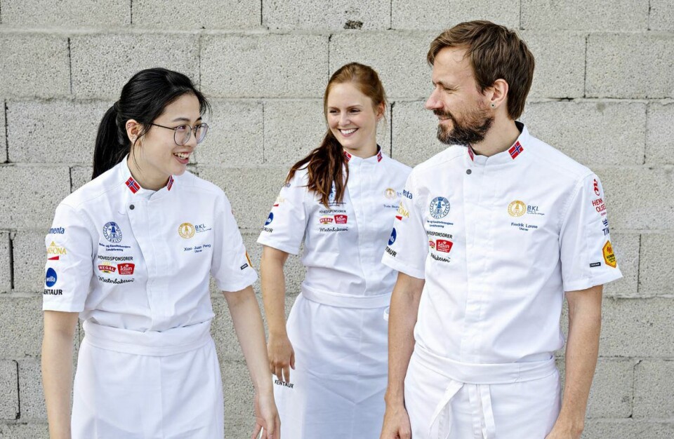Disse skal til VM. F.v: Xiao Juan Peng, Trude Beate Brendehaug og Fredrik Lønne. Disse skal til VM. F.v: Xiao Juan Peng, Trude Beate Brendehaug og Fredrik Lønne.
