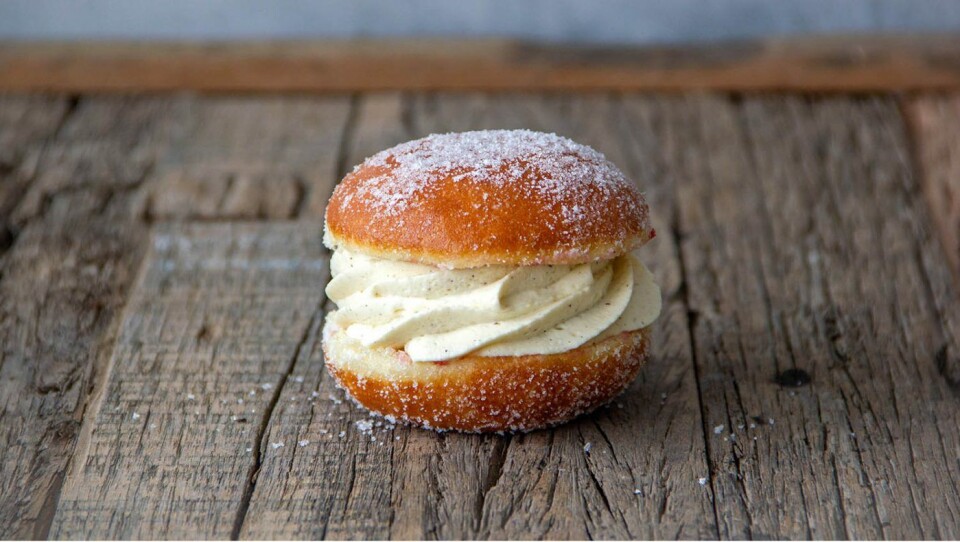 Balldonut med vaniljekrem. Balldonut med vaniljekrem.
