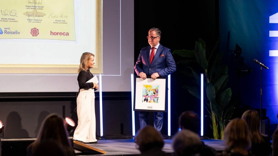 Landbruks- og matminister Sandra Borch delte ut Horecabransjens Ærespris 2023 til Morten Thorvaldsen. Landbruks- og matminister Sandra Borch delte ut Horecabransjens Ærespris 2023 til Morten Thorvaldsen.
