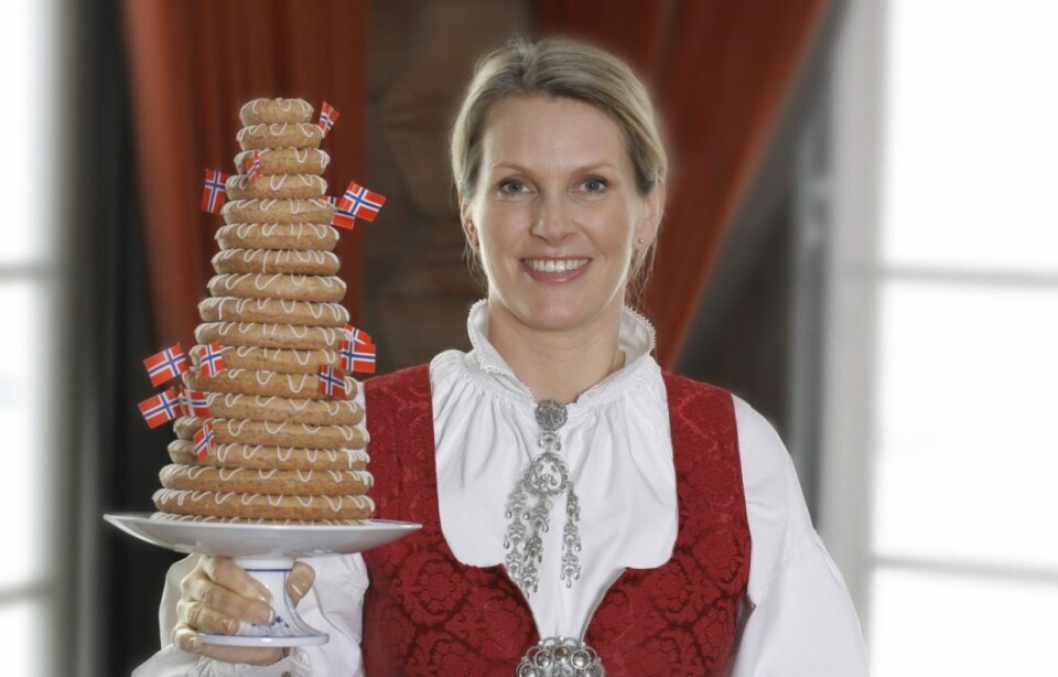 — Mange forbinder først og fremst kransekake med fest, men den kan passe til alle anledninger, sier gründer Kate Günther Ellefsen. — Mange forbinder først og fremst kransekake med fest, men den kan passe til alle anledninger, sier gründer Kate Günther Ellefsen.