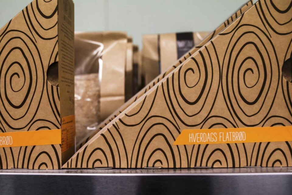 Flatbrødeskene er stilige og funksjonelle og Henny har også fått en designpris for dem. Flatbrødeskene er stilige og funksjonelle og Henny har også fått en designpris for dem.