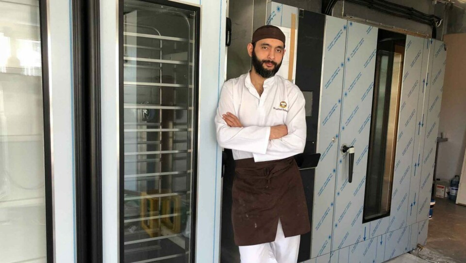 Daglig leder Umidjon Shamirzaev i Brustad Bakeren forteller at alt utstyret til den nye glutenfrie avdelingen og det nye konditorirommet er kjøpt nytt fra Unibak.