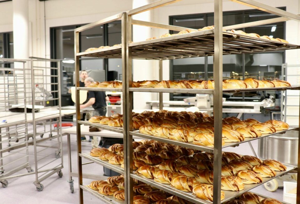 I det nye bakeriet på Forus klarer de å bake 2000 kanelsnurrer på 30 minutter.