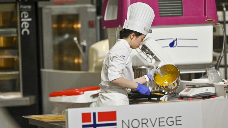 Xiao Juan Peng under preppen søndag kveld. Xiao Juan Peng under preppen søndag kveld.