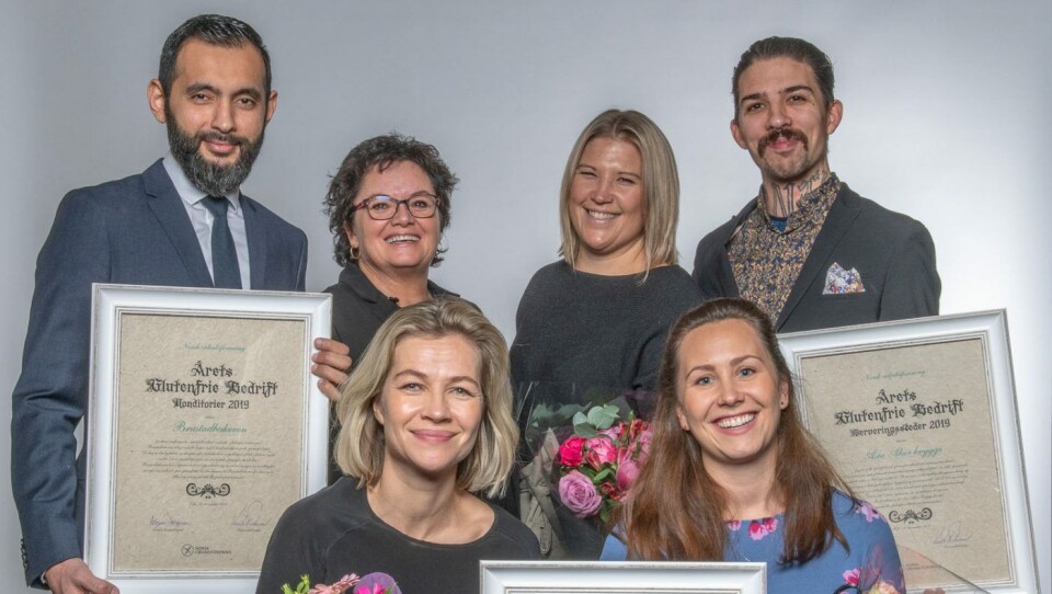 Årets glutenfrie bedrift 2019: Bak fra venstre Umidjon Shamirzaev og Tove Pedersen fra Brustadbakeren, Lene Marie Hansen og King Joey Nielsen fra Asia Aker Brygge. Foran fra venstre sMartha Stokka og Henriette Thomsen fra Norgesmøllene AS.