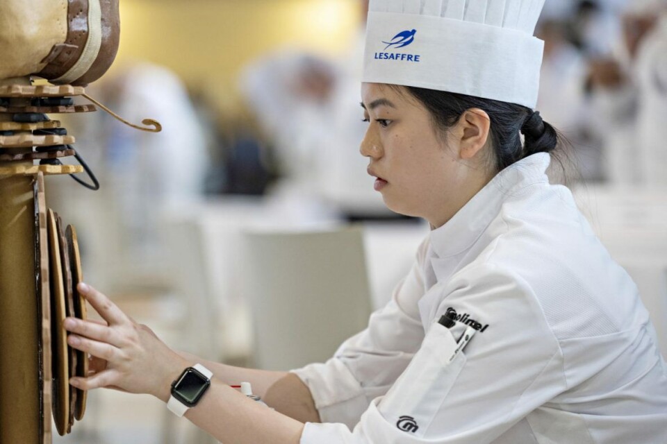 Xiao Juan Peng i aksjon under Coupe du Monde de la Boulangerie i fjor. Xiao Juan Peng i aksjon under Coupe du Monde de la Boulangerie i fjor.