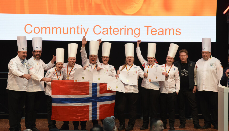 Vilde Nistad Strandos og De Norske Kokkelandslagene Community Catering har tatt et historisk kategorigull i kokke-OL i Tyskland.