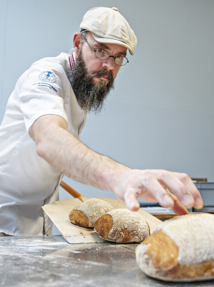 André Løvaas anbefaler bransjekolleger å ta «Spesialisering baker- og konditorfaget». Han kommer nok til å ta den selv også.