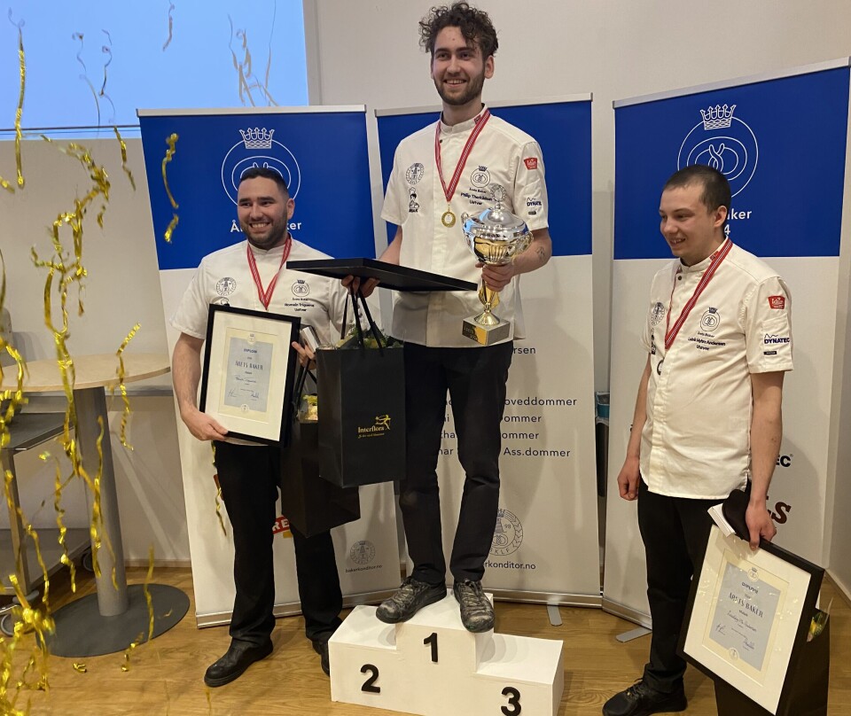 Philip Therkildsen vant NM Årets Baker 2024. Romain Trigueros (t.v.) kom på andreplass og Ludvig Myhre Andersen (t.h.) kom på tredjeplass.