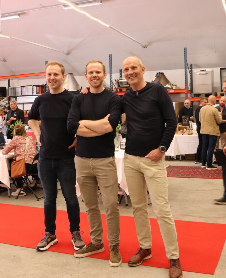 Sammen med Idun Industri og Lantmännen Cerealia inviterte Horni Baketeknikk (her ved Jens Petter, Christian og Dag Horni) bransjen til åpent hus med messe, vinsmaking og fest i varemottaket.