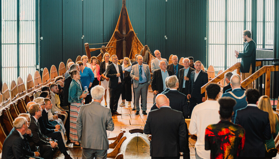 Dagen startet med mingling i Myklebustskipet og informasjon fra Sagastad.