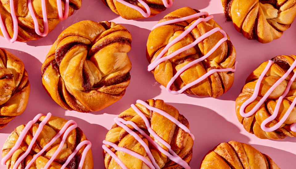 Skillings skiller seg ut ved å ha en rosa profil.