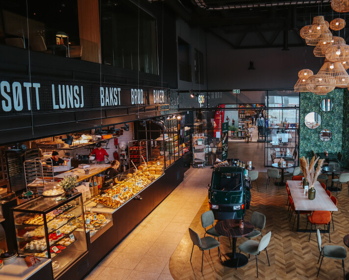 Valaker Bakeri og Konditori har bransjens beste lønnsomhet hos bakerier som har driftsinntekter mellom 50 og 100 millioner kroner. De har de siste årene satset stort på egne butikker og har allerede 14 i tallet. Her fra Braud Håndverksbakeri som er ett av deres konsepter.