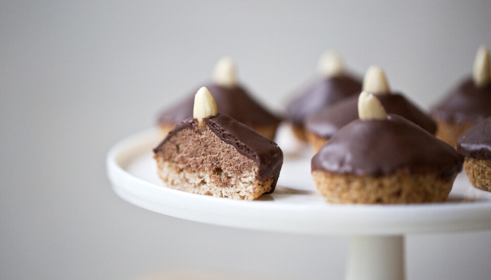 Det at Sarah Bernhardt både smaker vidunderlig og er elegante på kakefatet gjør nok at de har befestet sin plass blant de 7 slagene til jul.
