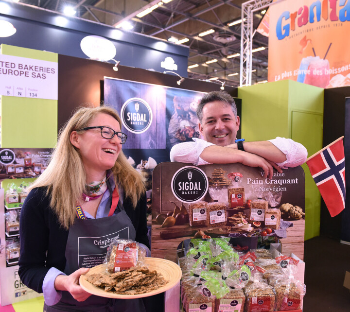 United Bakeries og Sigdal Bakeri har promotert norske knekkebrød på store bakemesser i hele verden. Det har resultert etter økende etterspørsel og behov for å øke staben fra dagens 125 ansatte.