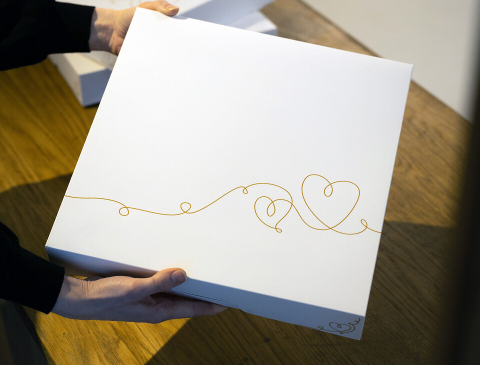 De nye kakeeskene er produsert i Norge og har fått flere nye egenskaper. Kenneth Aas har vært sentral i utviklingen av de nye kakeeskene.