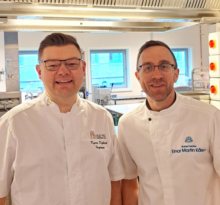 Kyrre Dybdal i Norske Kokkers Landsforbund og Einar Martin Kålen i svenneklubben i BKLF ønsker velkommen til campus i Oslo den siste uka i juni.