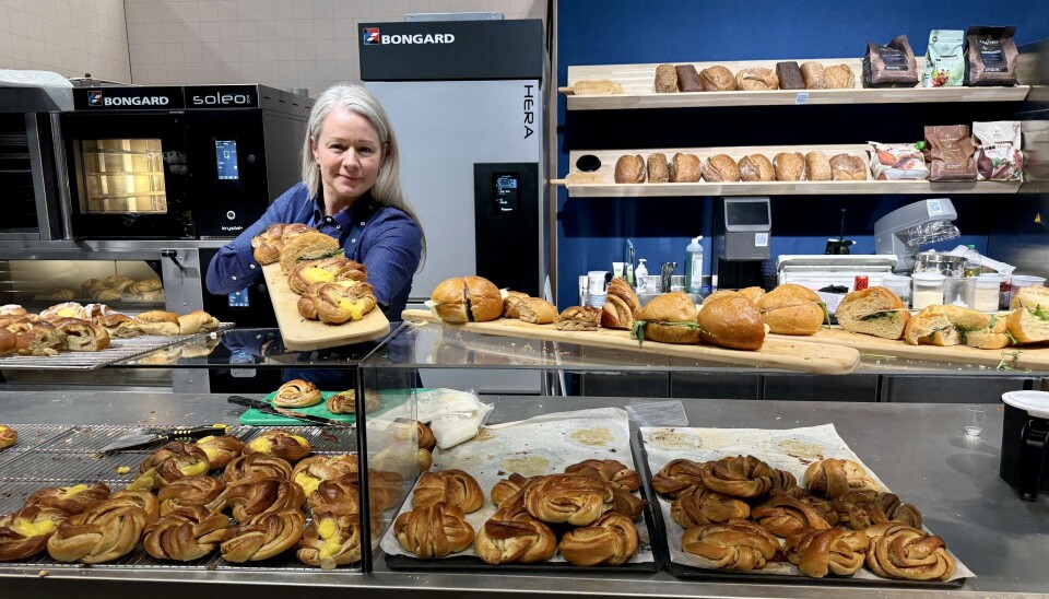 Liv Haugen er salgssjef i Metos. På Umami-messen viste selskapet frem bakerovner og heveskap fra den franske produsenten Bongard - og produkter laget i dem.