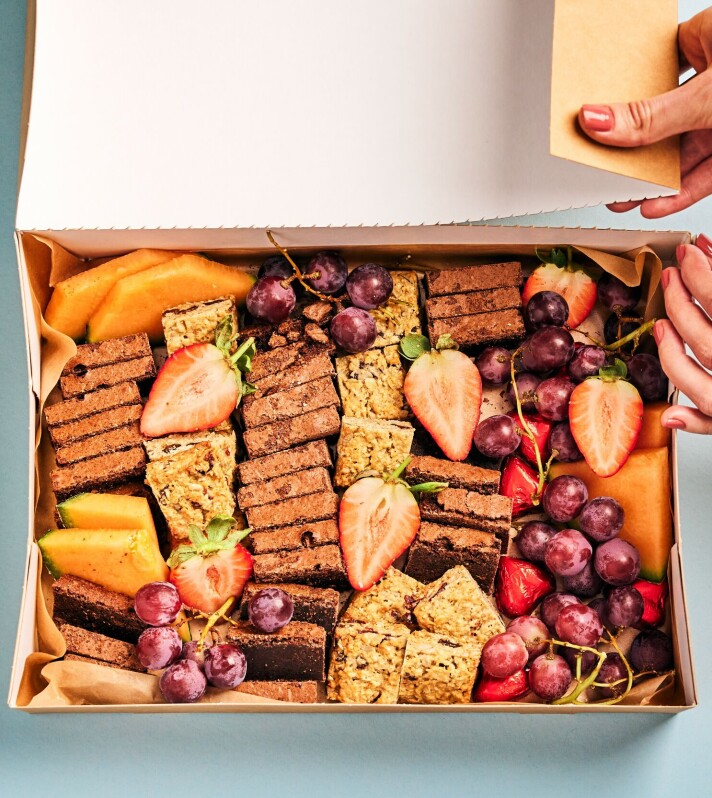 Easy Catering: Med denne nye emballasjeløsningen er det enkelt og greit å servere bakervarer til mange personer. Produktene hadde mest sannsynlig ikke sett like bra ut ved servering om de hadde kommet i poser.