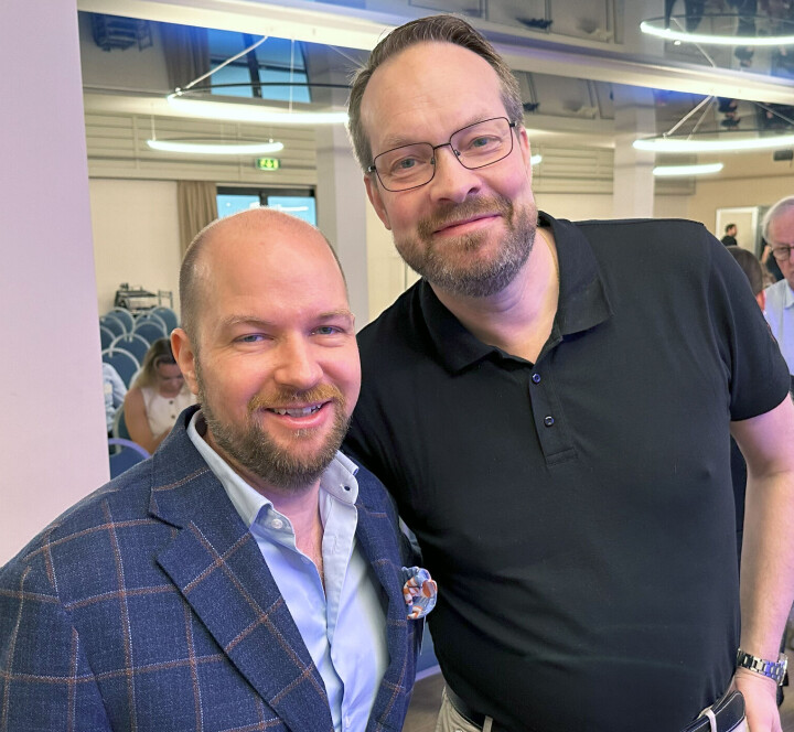 Daglig leder Georg Husebæk i Din Baker (til venstre) og innkjøpsdirektør Johan Lindberg i Din Bagare videreutvikler samarbeidet over grensene.