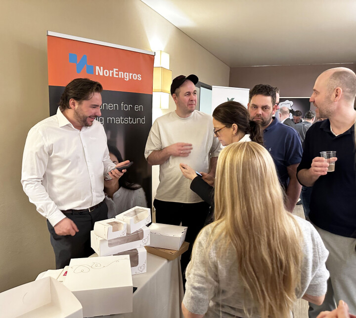 Det var stor interesse for de nye kakeeskene på leverandørmessen under Din Bakers konferanse i Lucca.